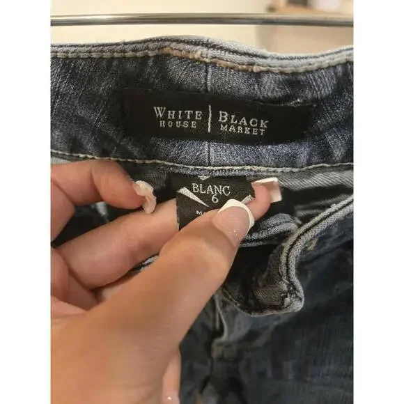 White House Black Market Denim Capri Shorts - Size 6 - Picture 2 of 4